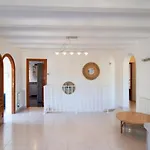 فيلة Oleander خافييا
