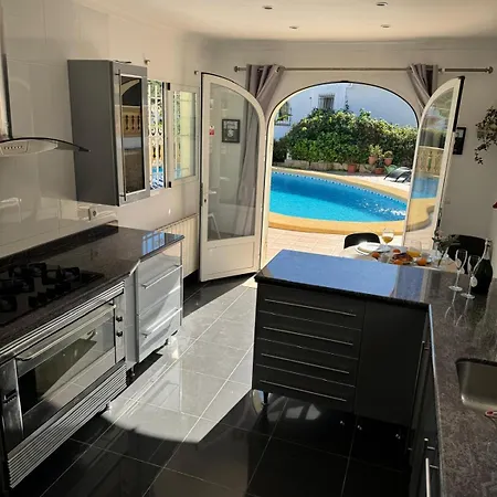 Oleander Villa *